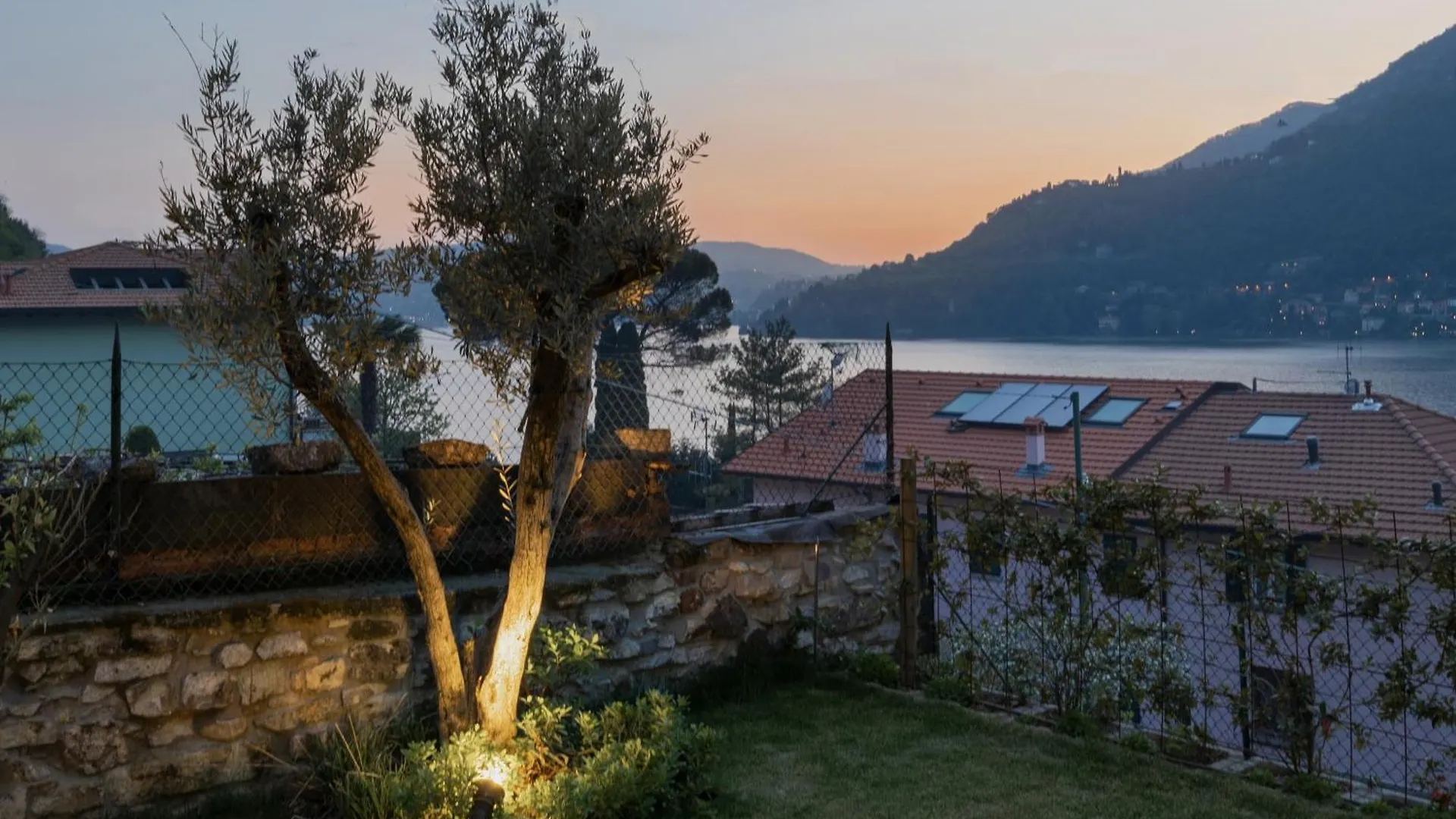 Torno Lumina House - Private Garden & Lake View Itálie