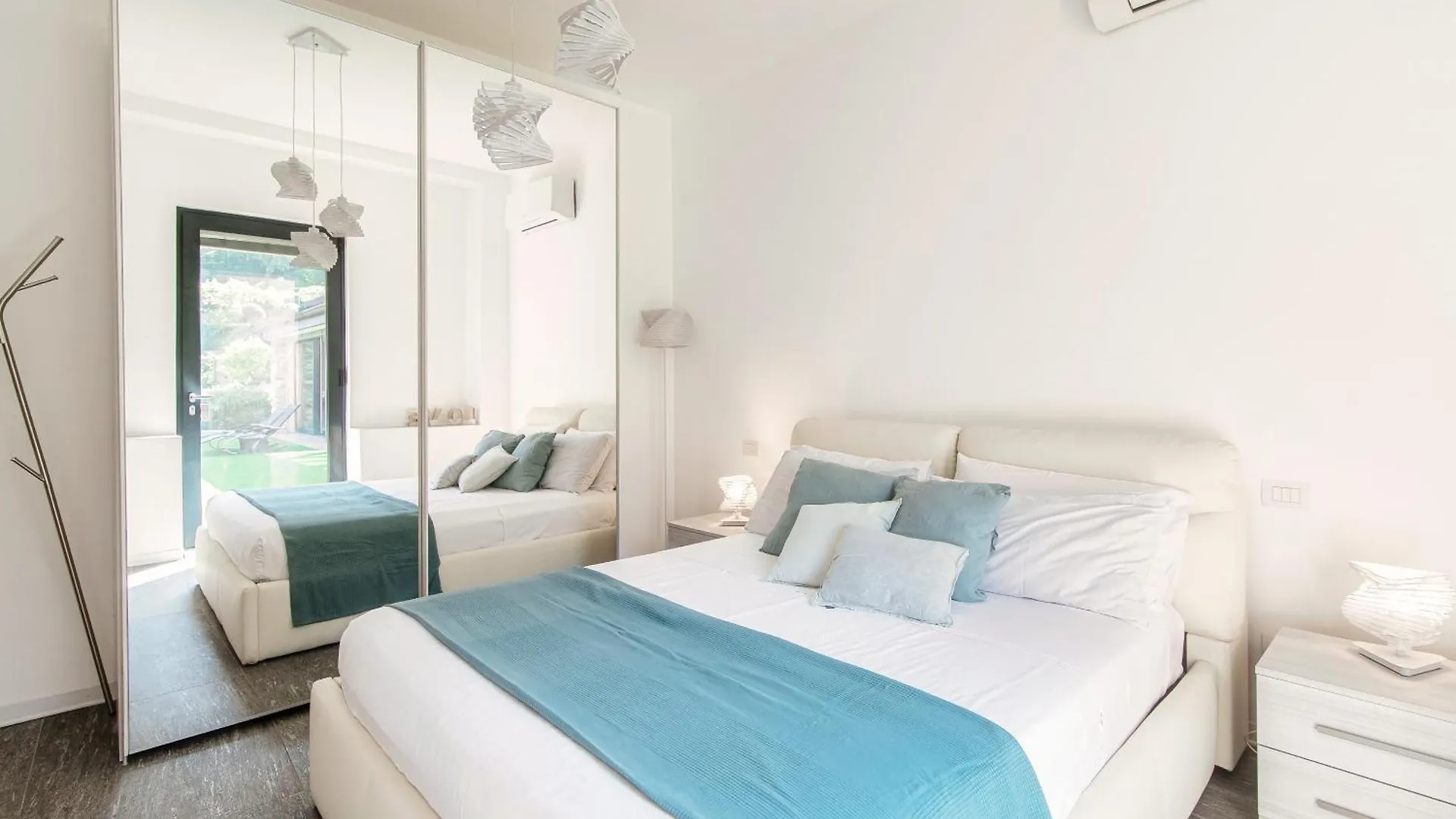 Torno Lumina House - Private Garden & Lake View Villa