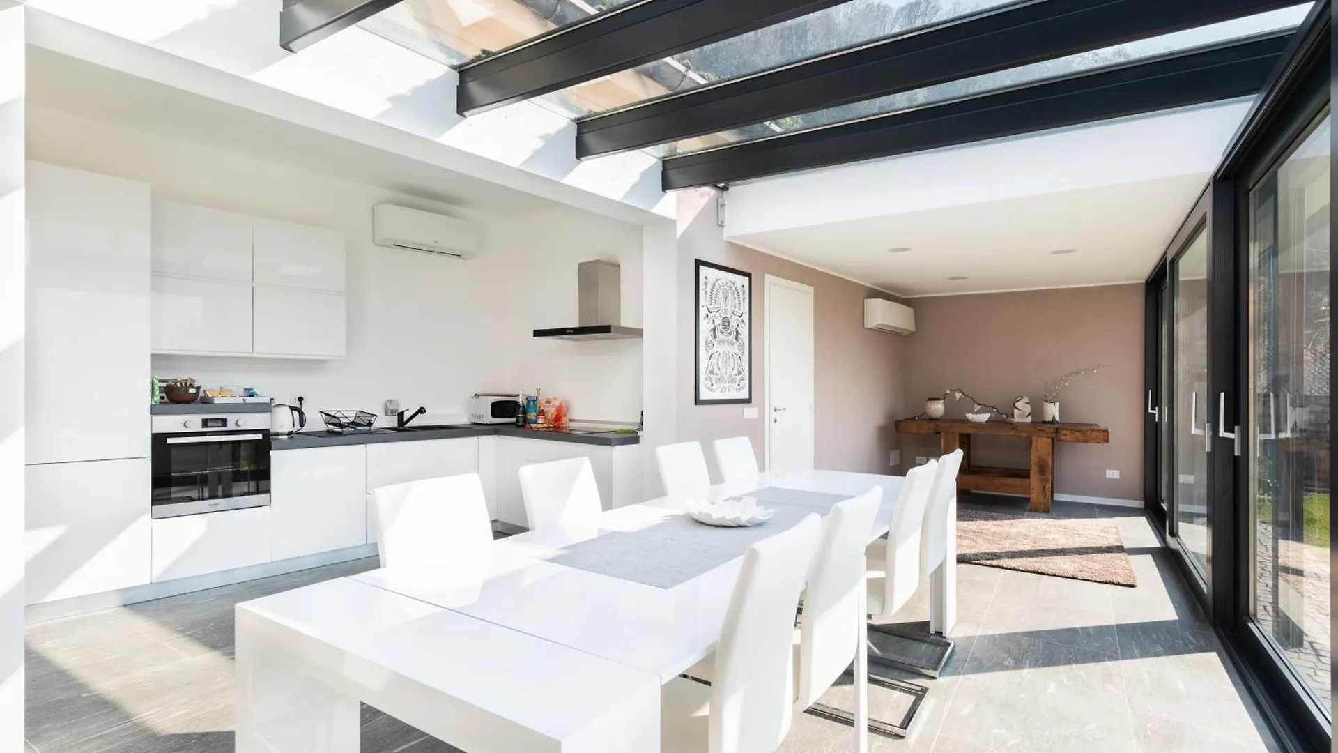Torno Lumina House - Private Garden & Lake View 0*,  Italien